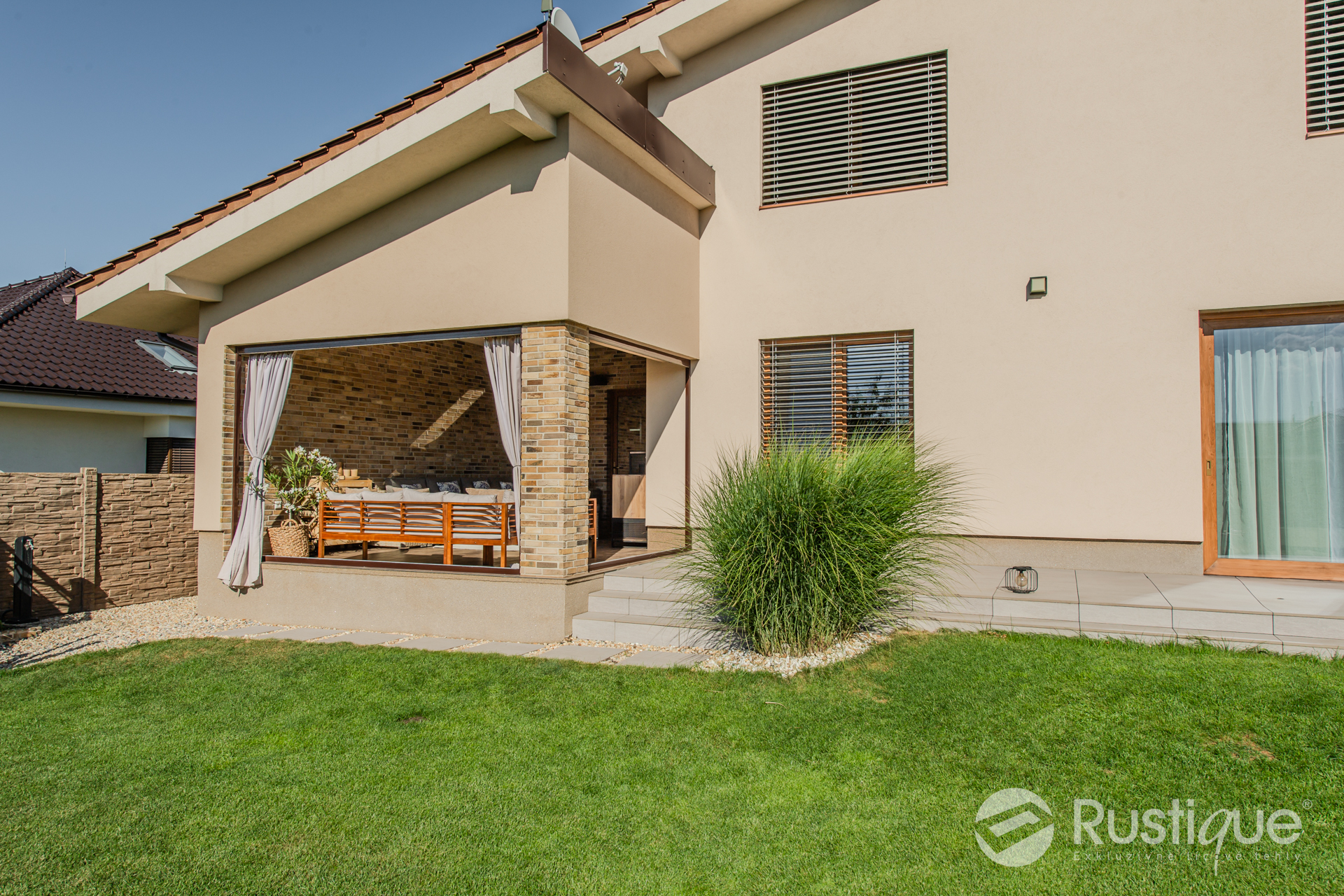 Tehlový obklad Economy na fasáde rodinného domu od Rustique.sk