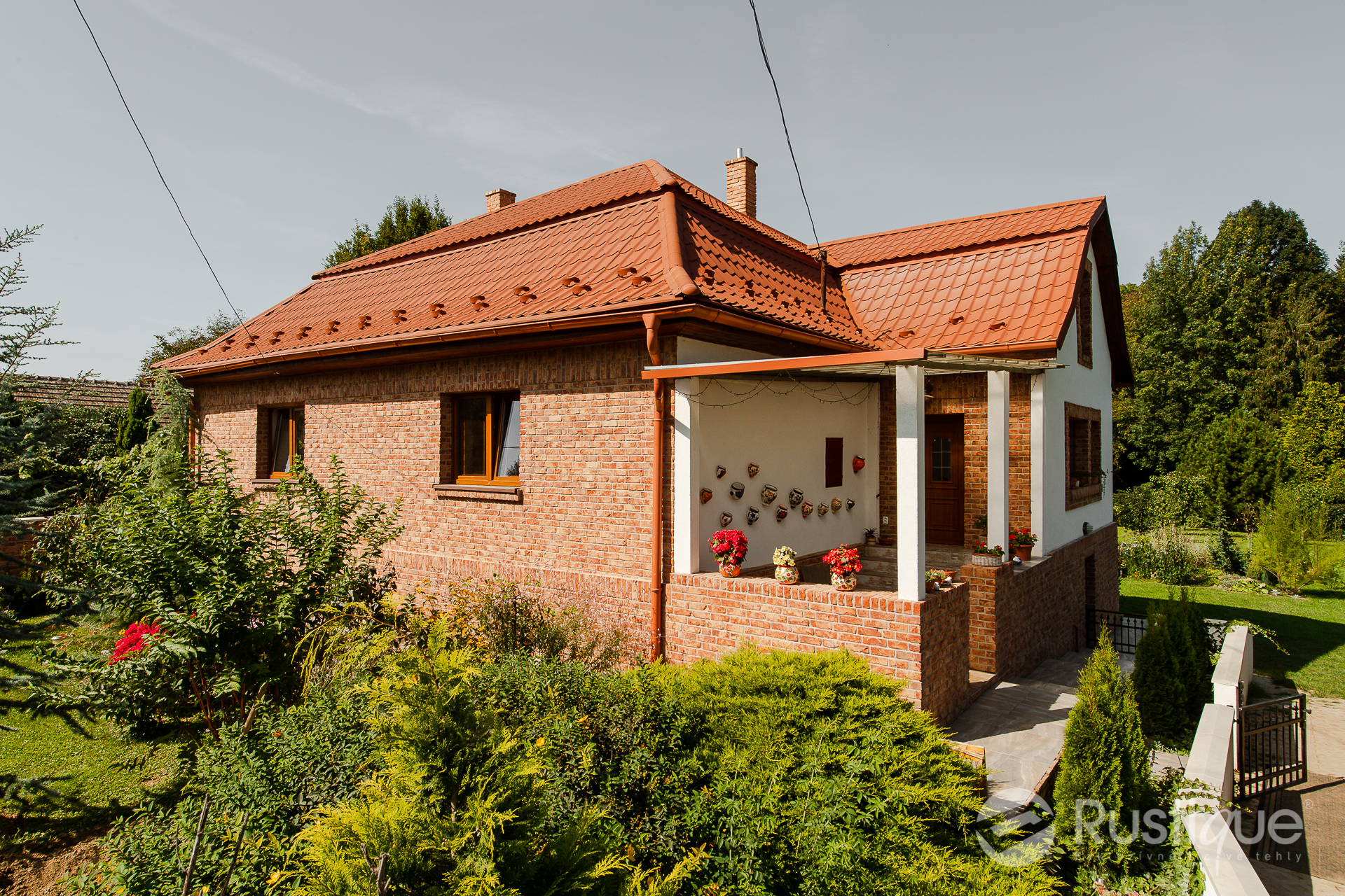 Terra cotta tehlový obklad na fasáde rodinného domu