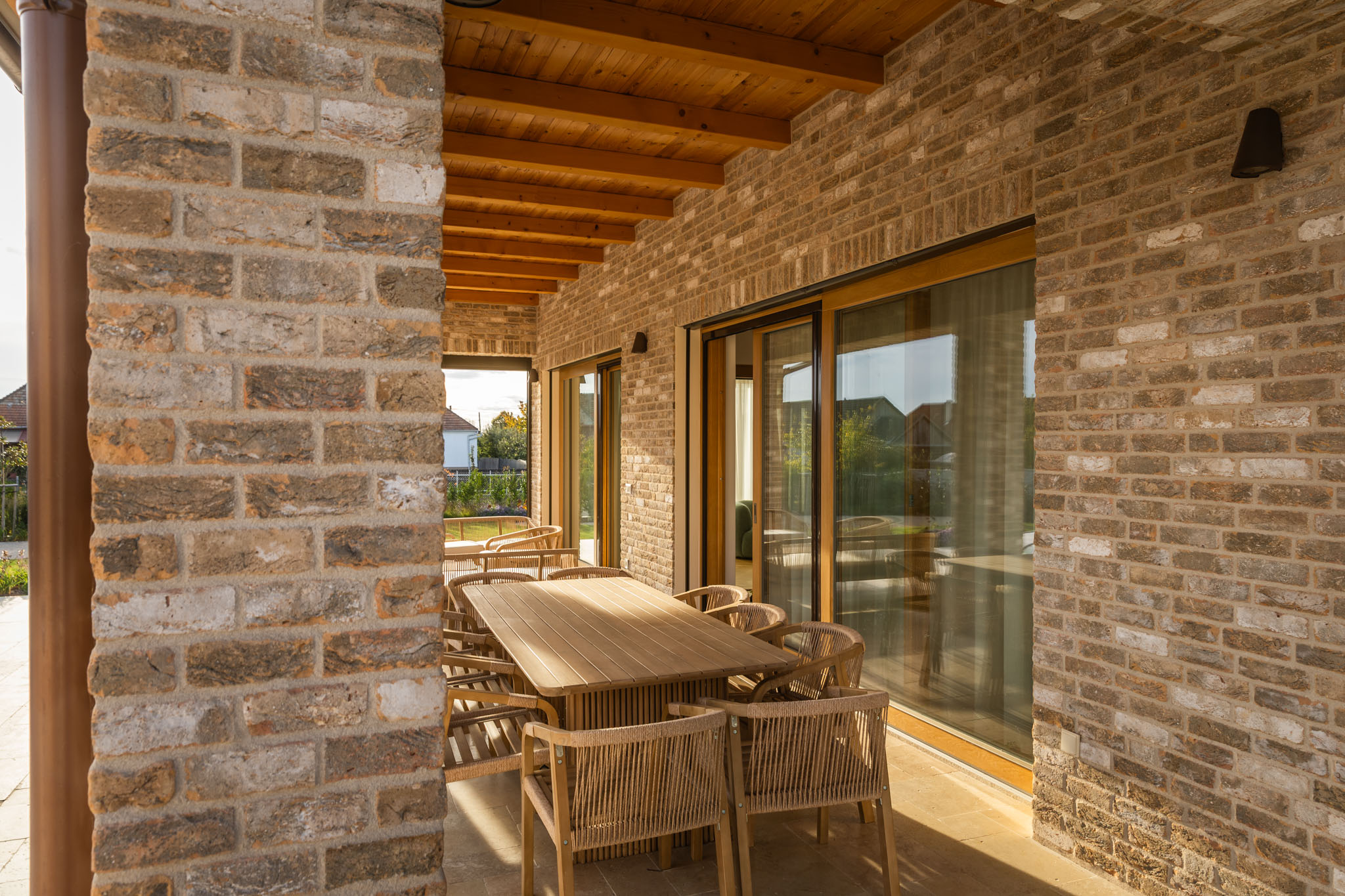 Tehlový obklad Toscane antiek na fasáde rodinného domu od Rustique.sk