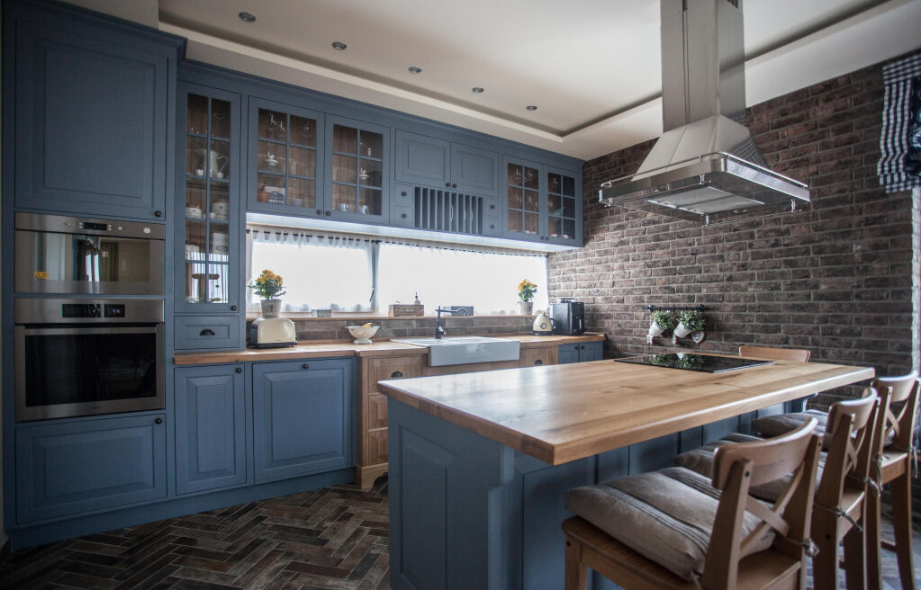 Kuchyňa s tehlovým obkladom UMBER od Rustique.sk