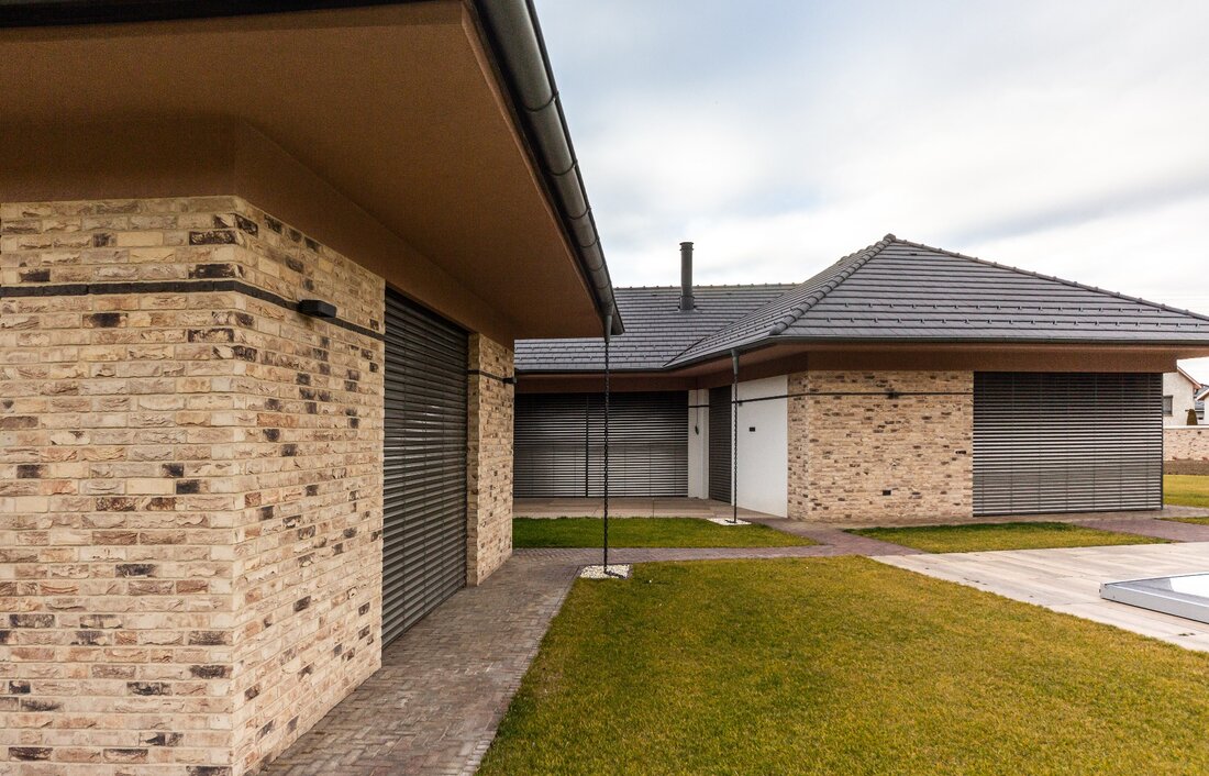 Bruin Oranje