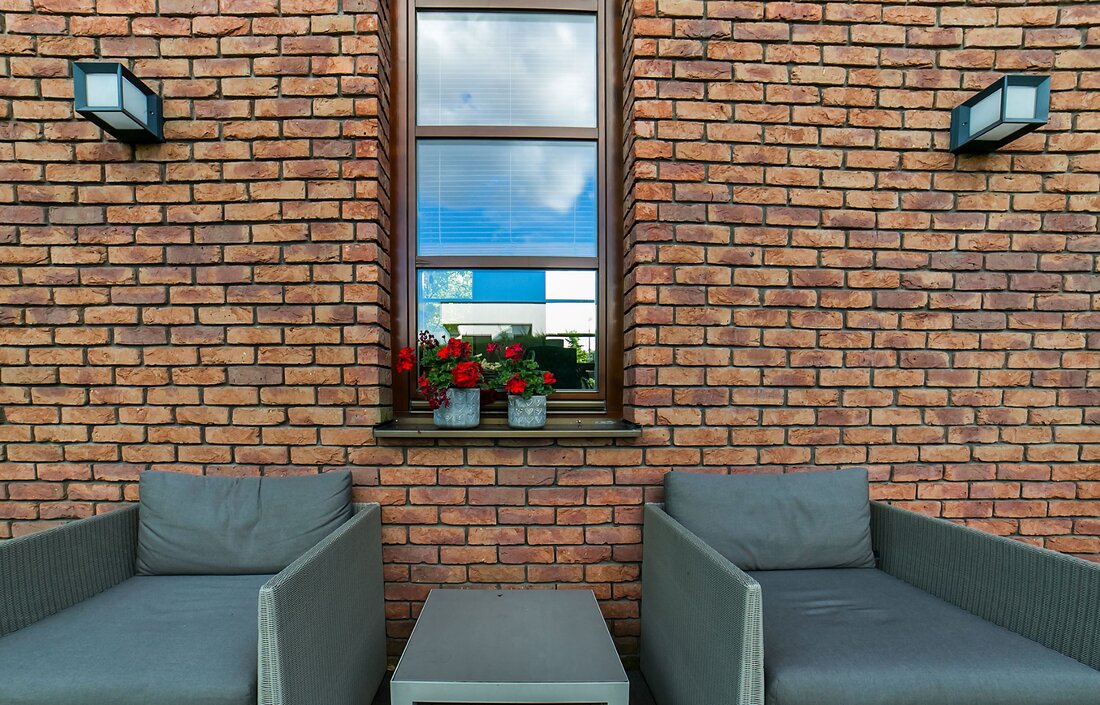 Terra cotta 