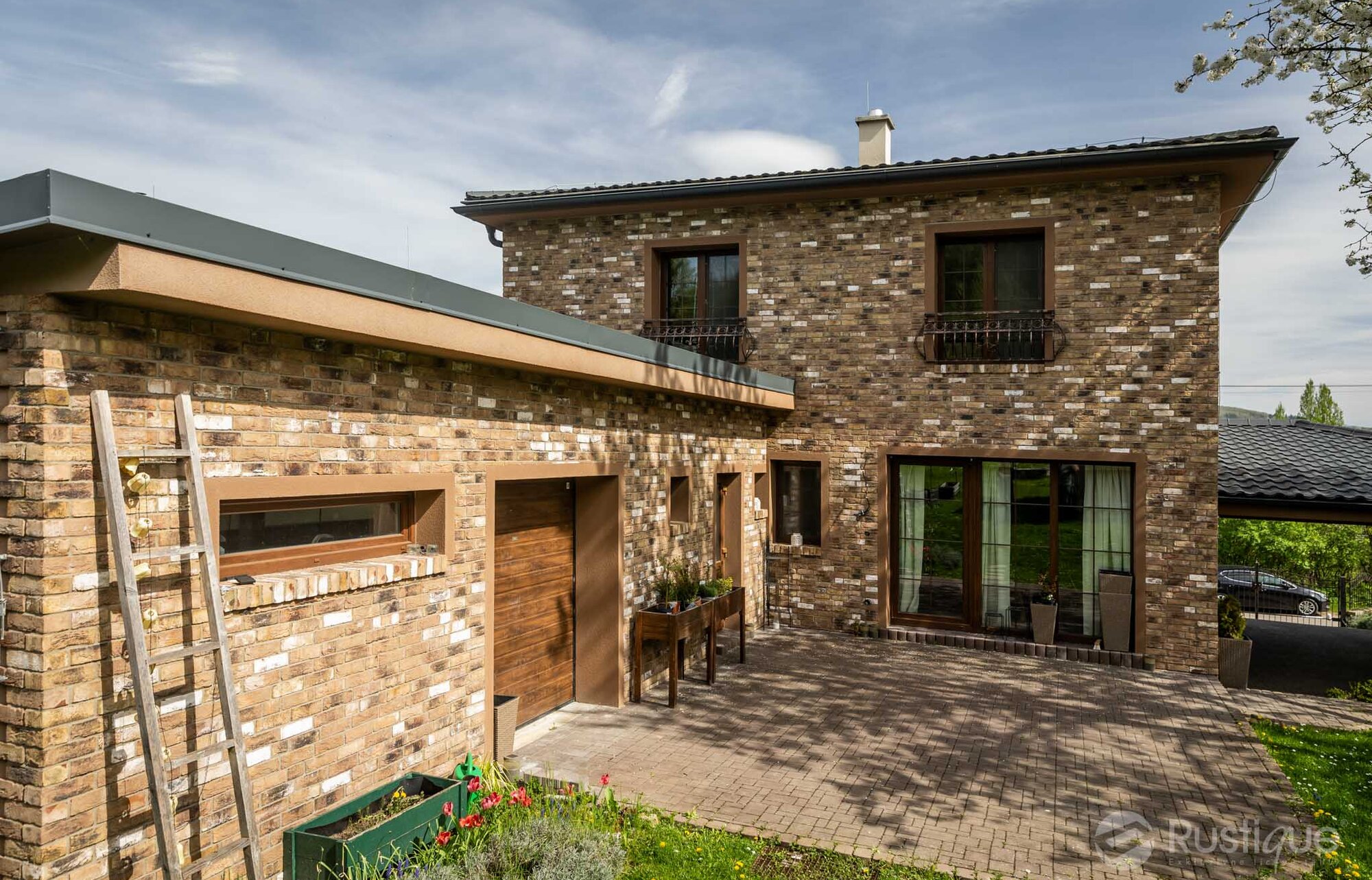 Tehlový obklad Antiekbruin na fasáde rodinného domu