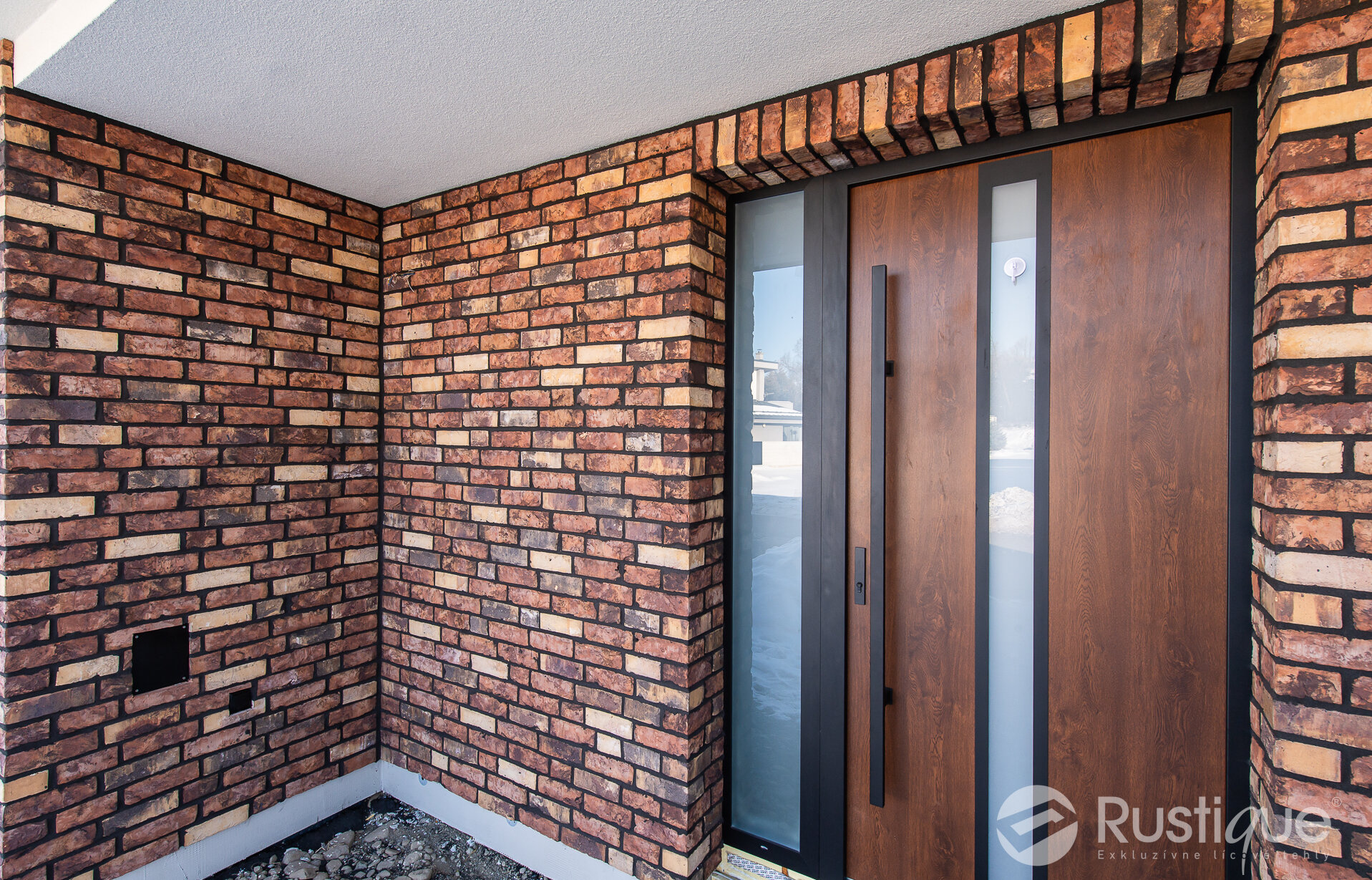 Kombinácia tehlového obkladu Autumn a Eisa na fasáde rodinného domu od Rustique.sk