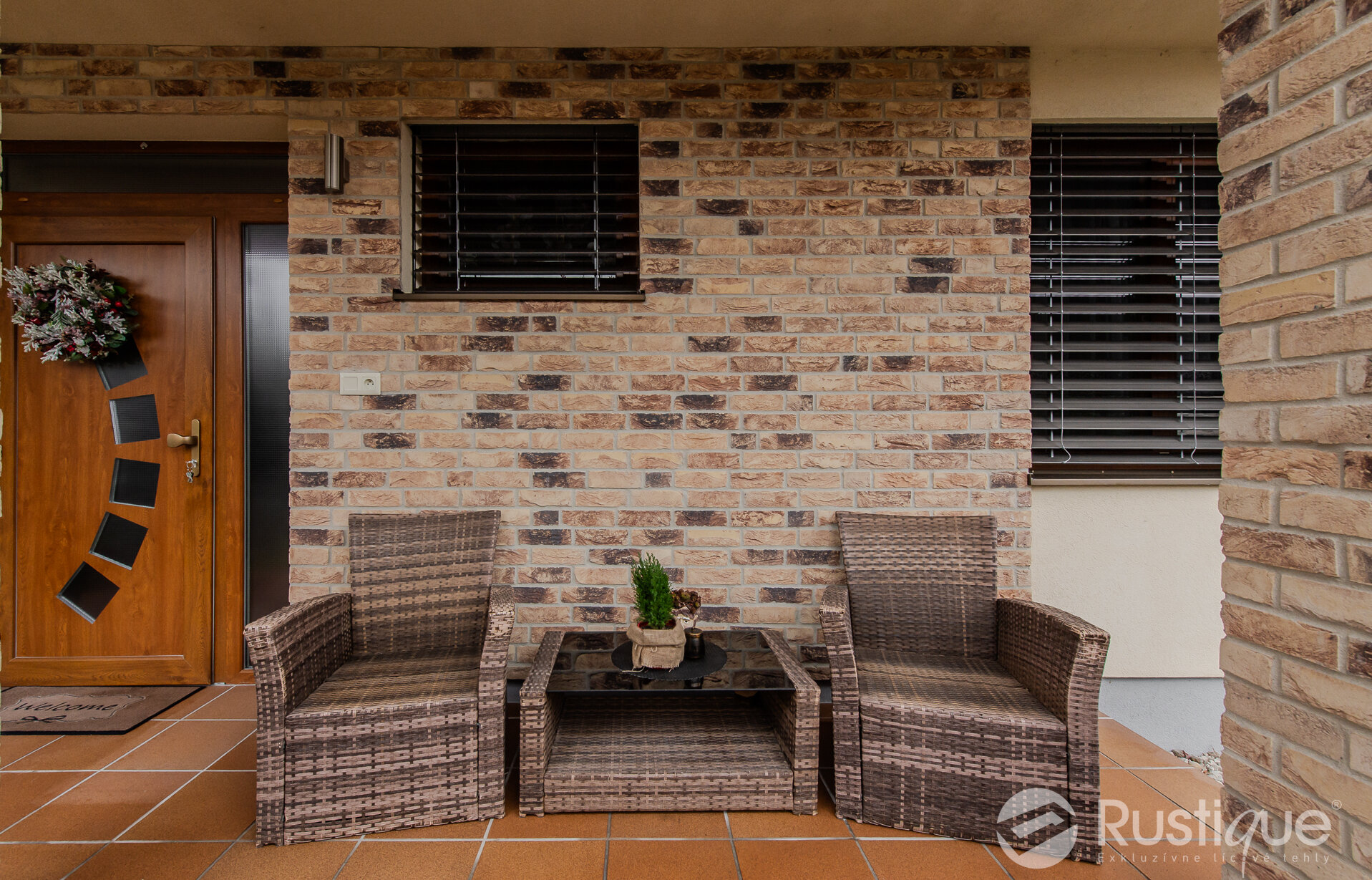 Tehlový obklad Bruin Oranje na fasáde domu od Rustique.sk 