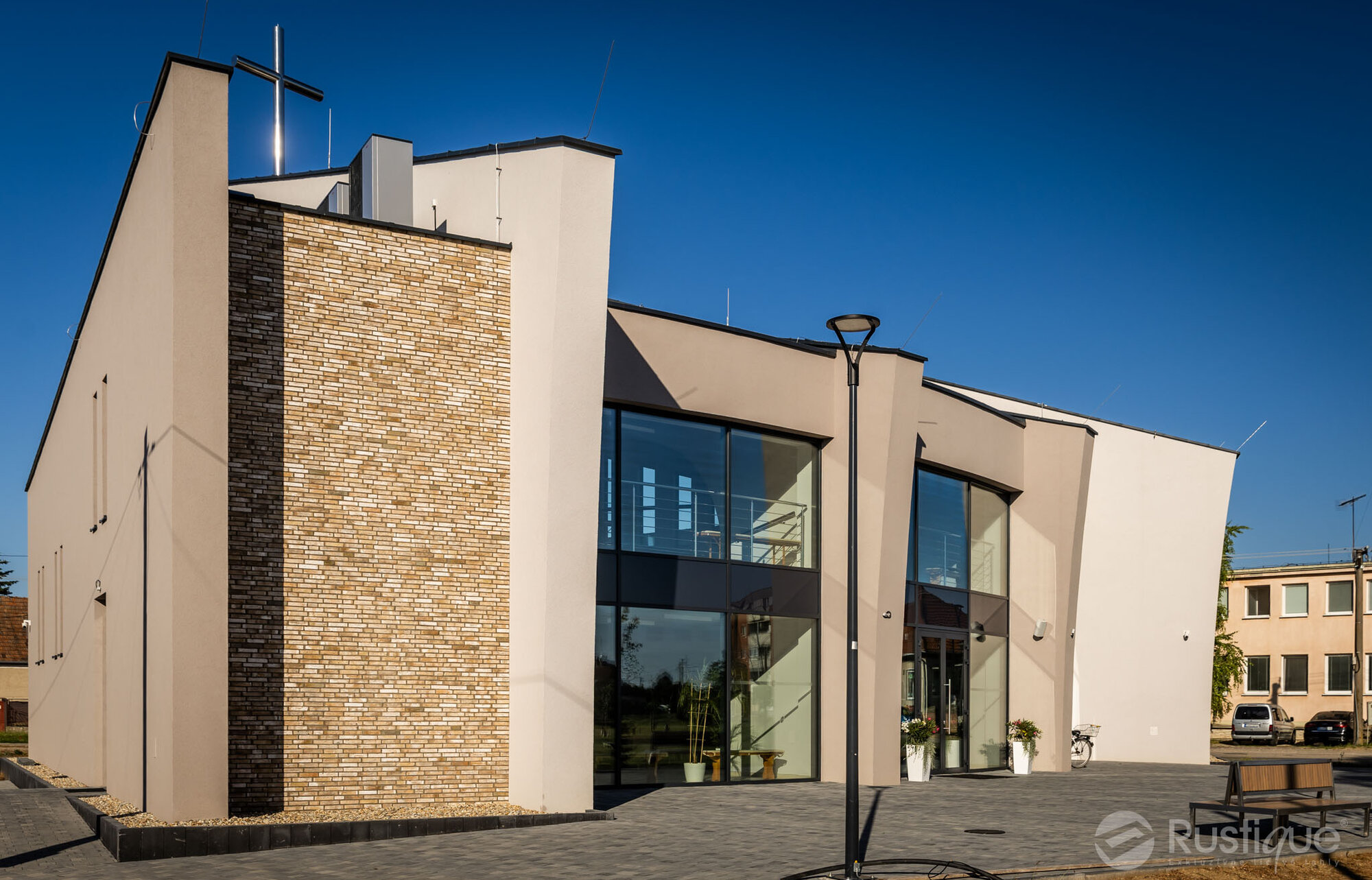 Tehlový obklad Cameleon na fasáde kostola