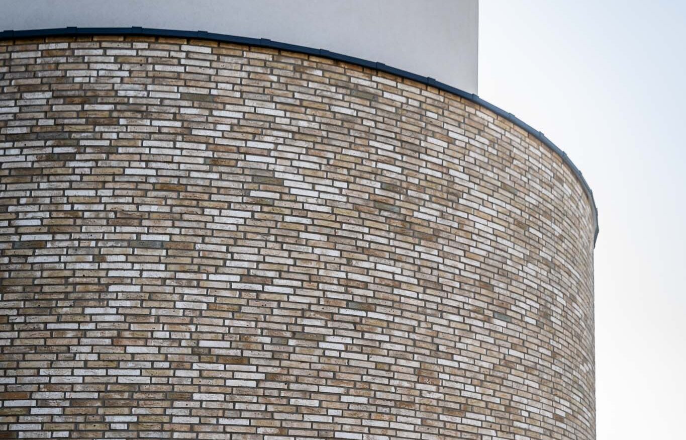 Tehlový obklad Cameleon na fasáde kostola