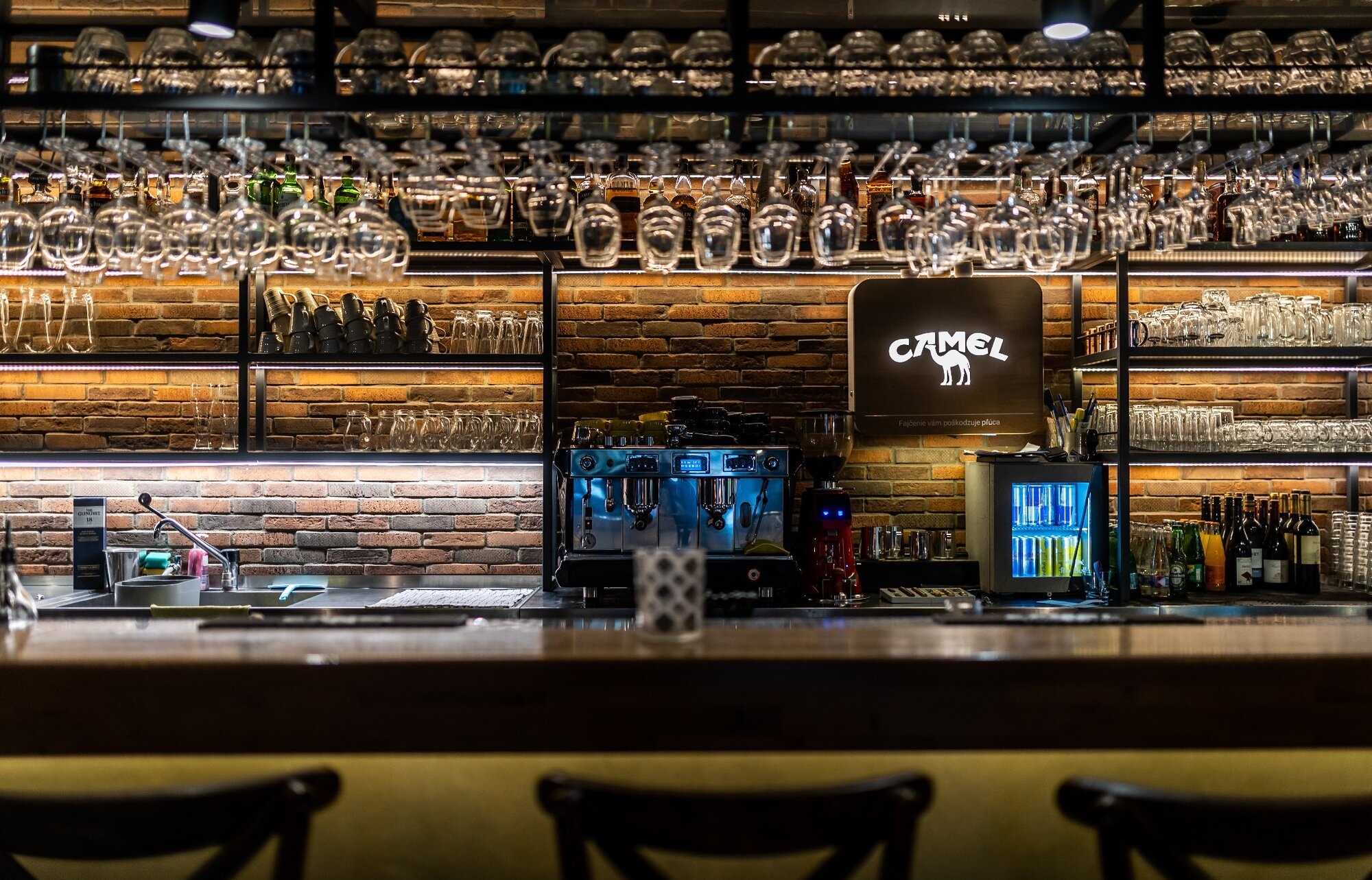 tehlový obklad Economy Mix v bare