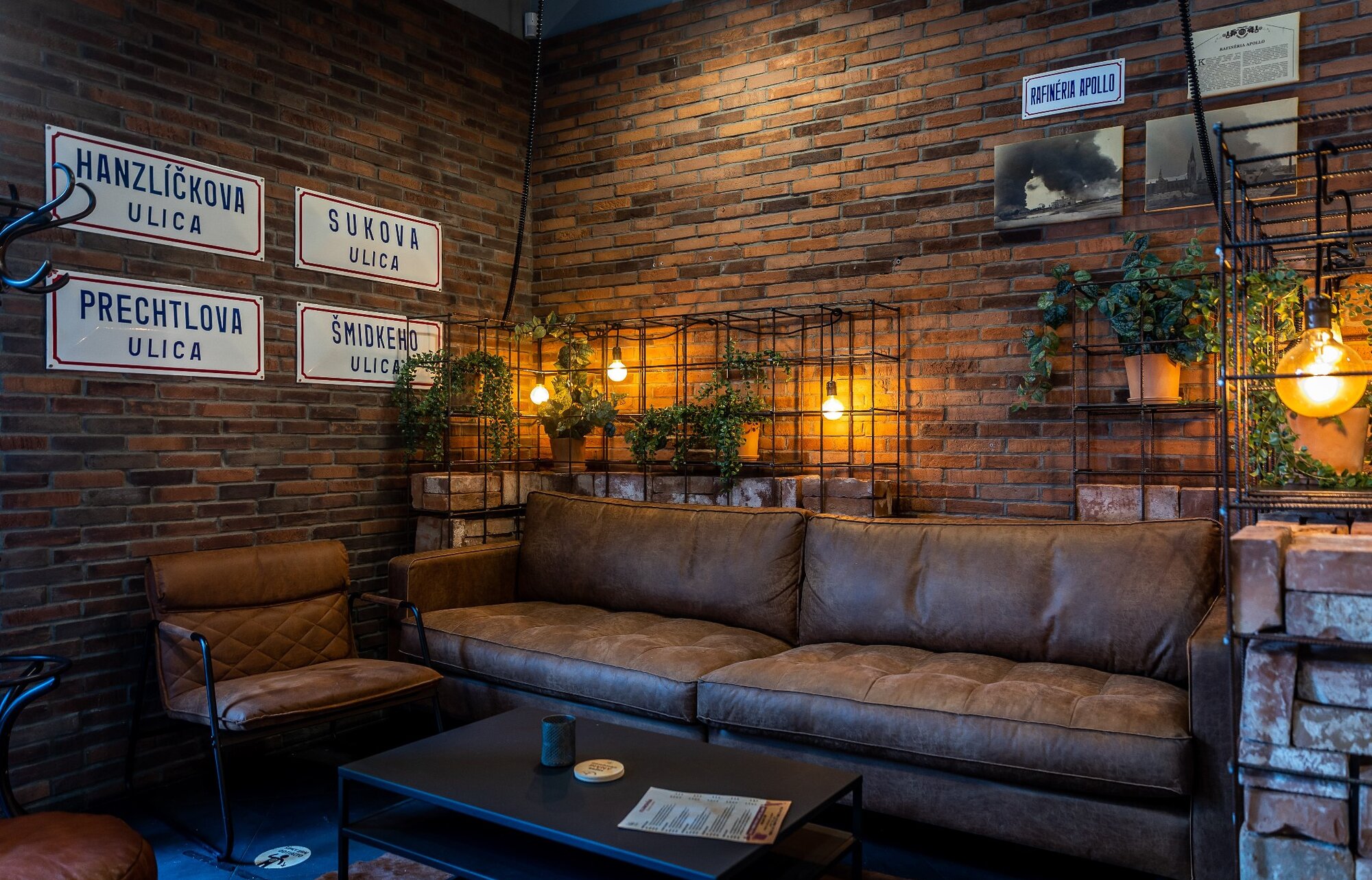 tehlový obklad Economy Mix v bare