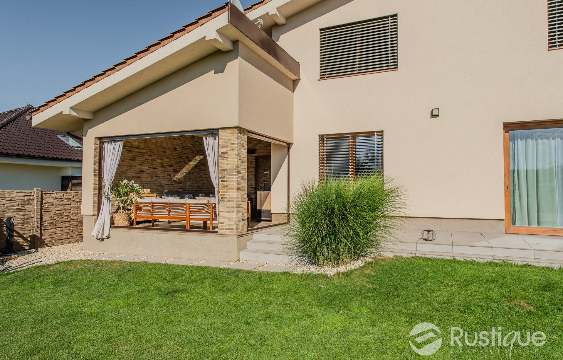 Tehlový obklad Economy na fasáde rodinného domu od Rustique.sk