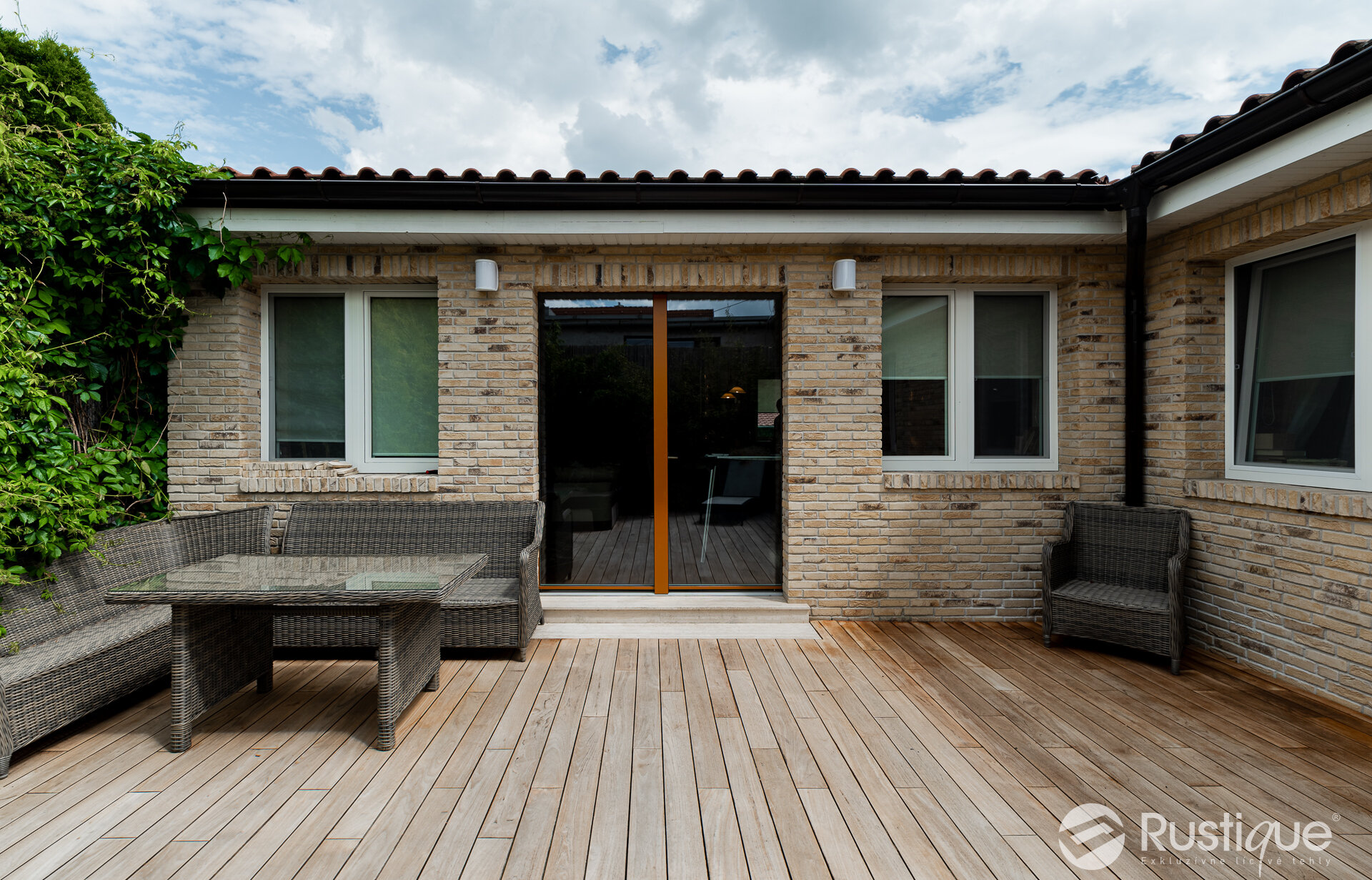 Tehlový obklad Geel Bruin na fasáde rodinného domu