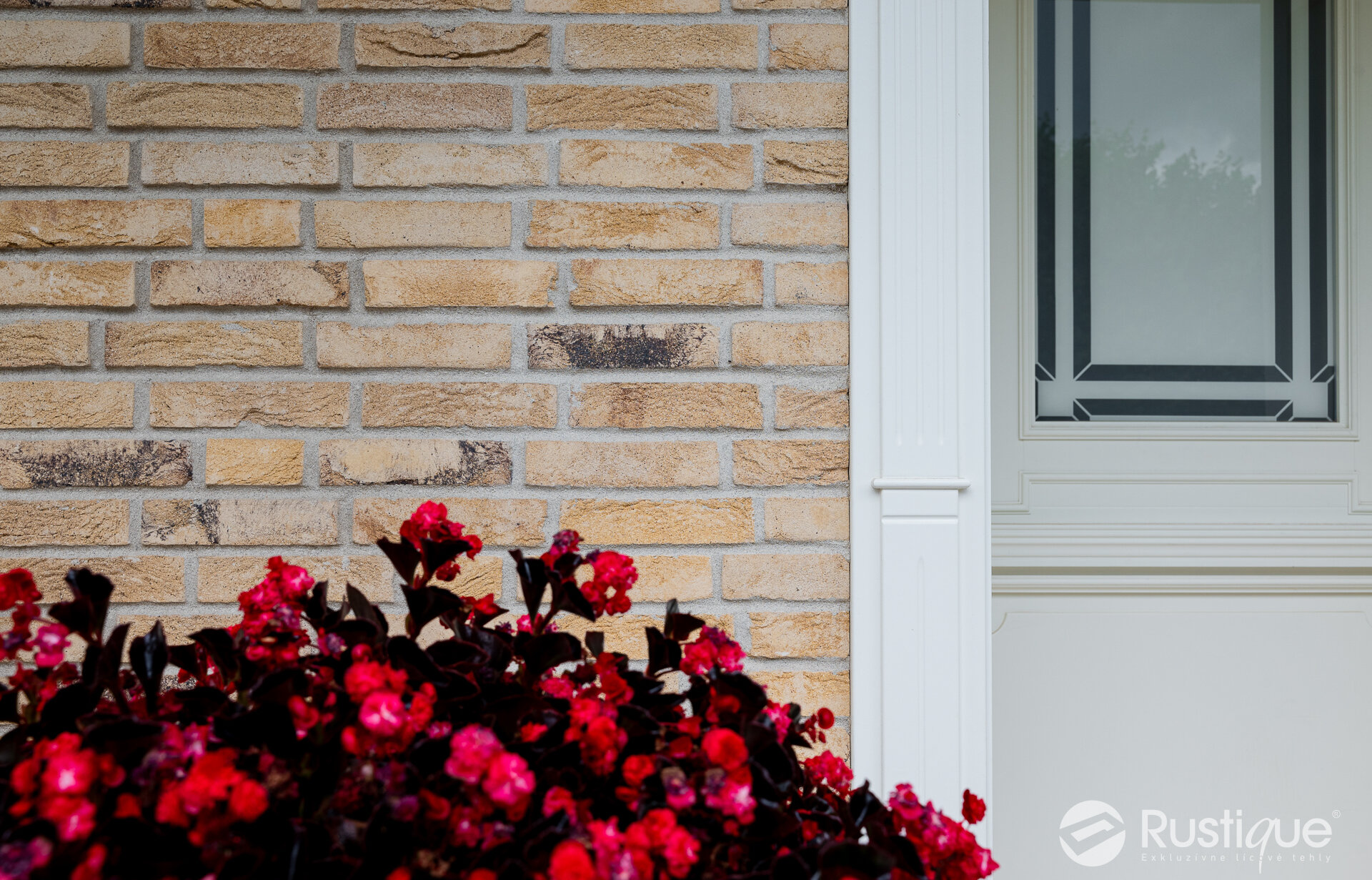 Tehlový obklad Geel Bruin na fasáde rodinného domu