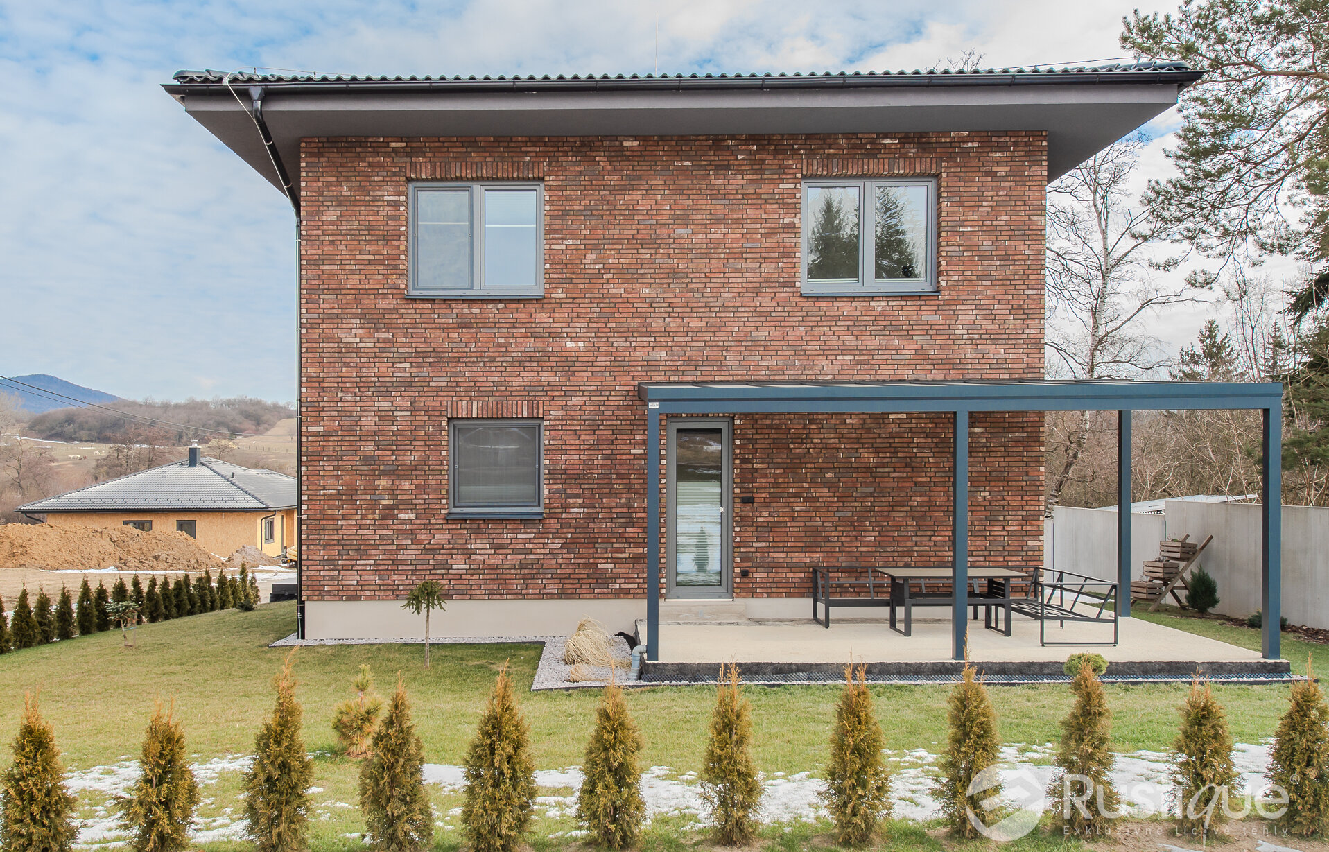 Tehlový obklad Hermitage Antiek Economy na fasáde rodinného domu od Rustique.sk