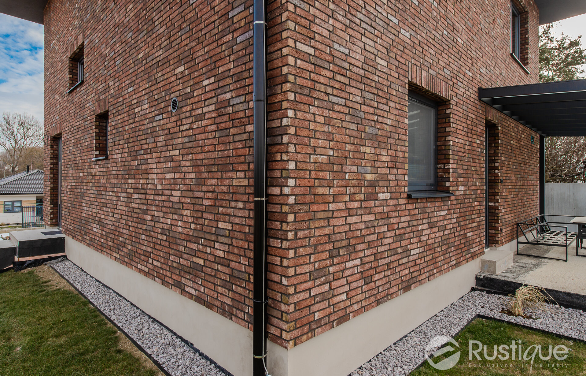 Tehlový obklad Hermitage Antiek Economy na fasáde rodinného domu od Rustique.sk