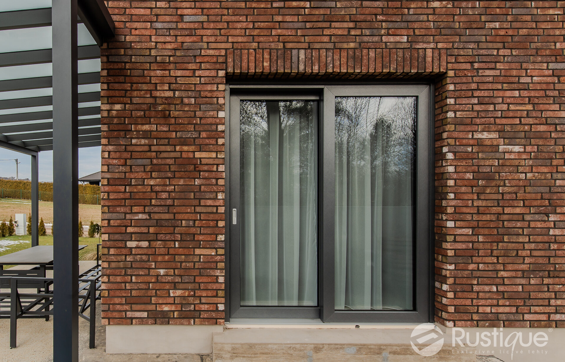 Tehlový obklad Hermitage Antiek Economy na fasáde rodinného domu od Rustique.sk