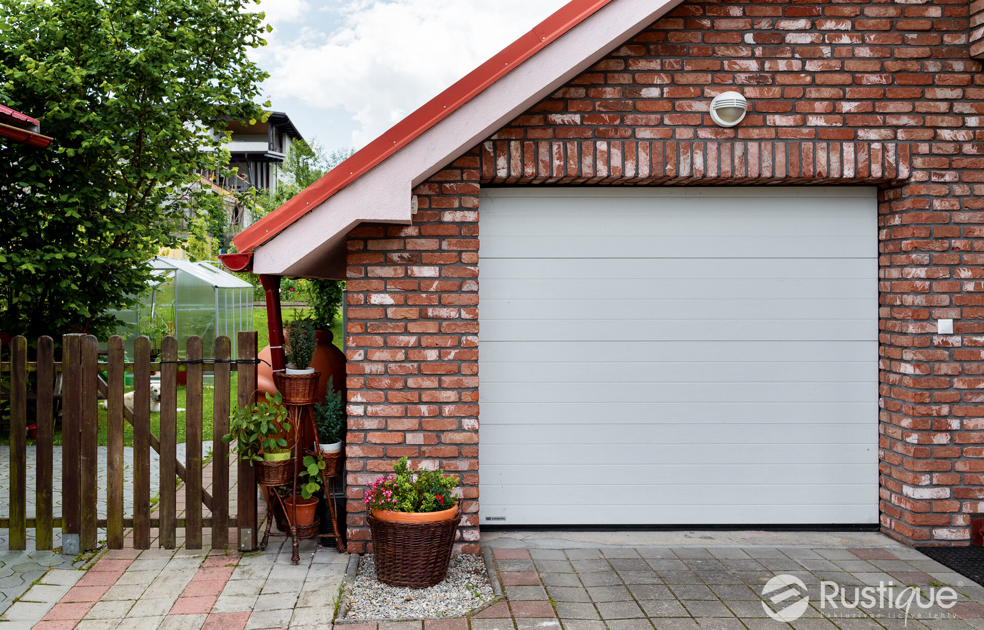 Tehlový obklad Limburgs Rood na fasáde rodinného domu