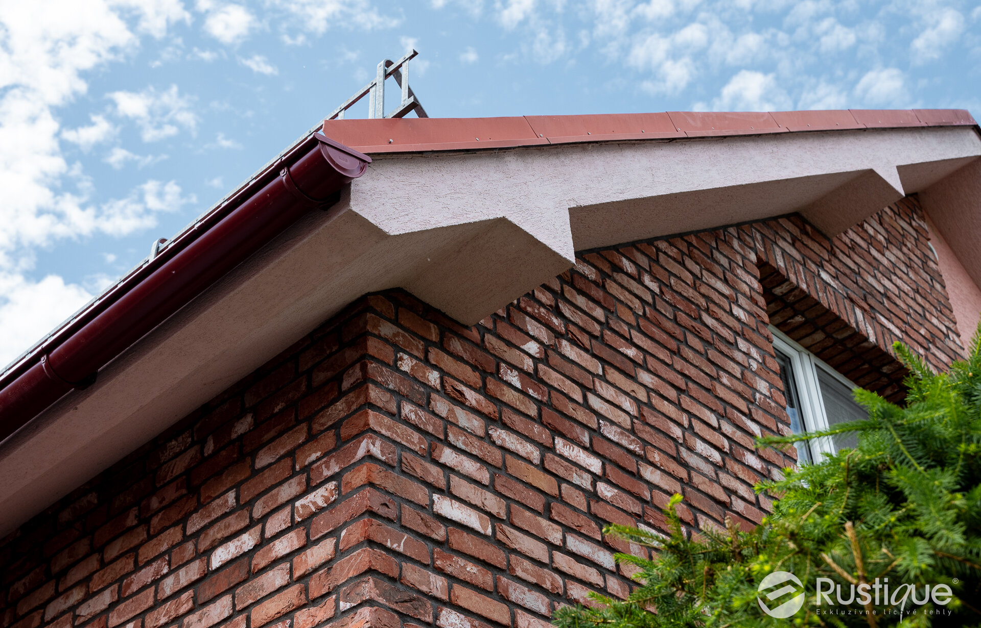 Tehlový obklad Limburgs Rood na fasáde rodinného domu