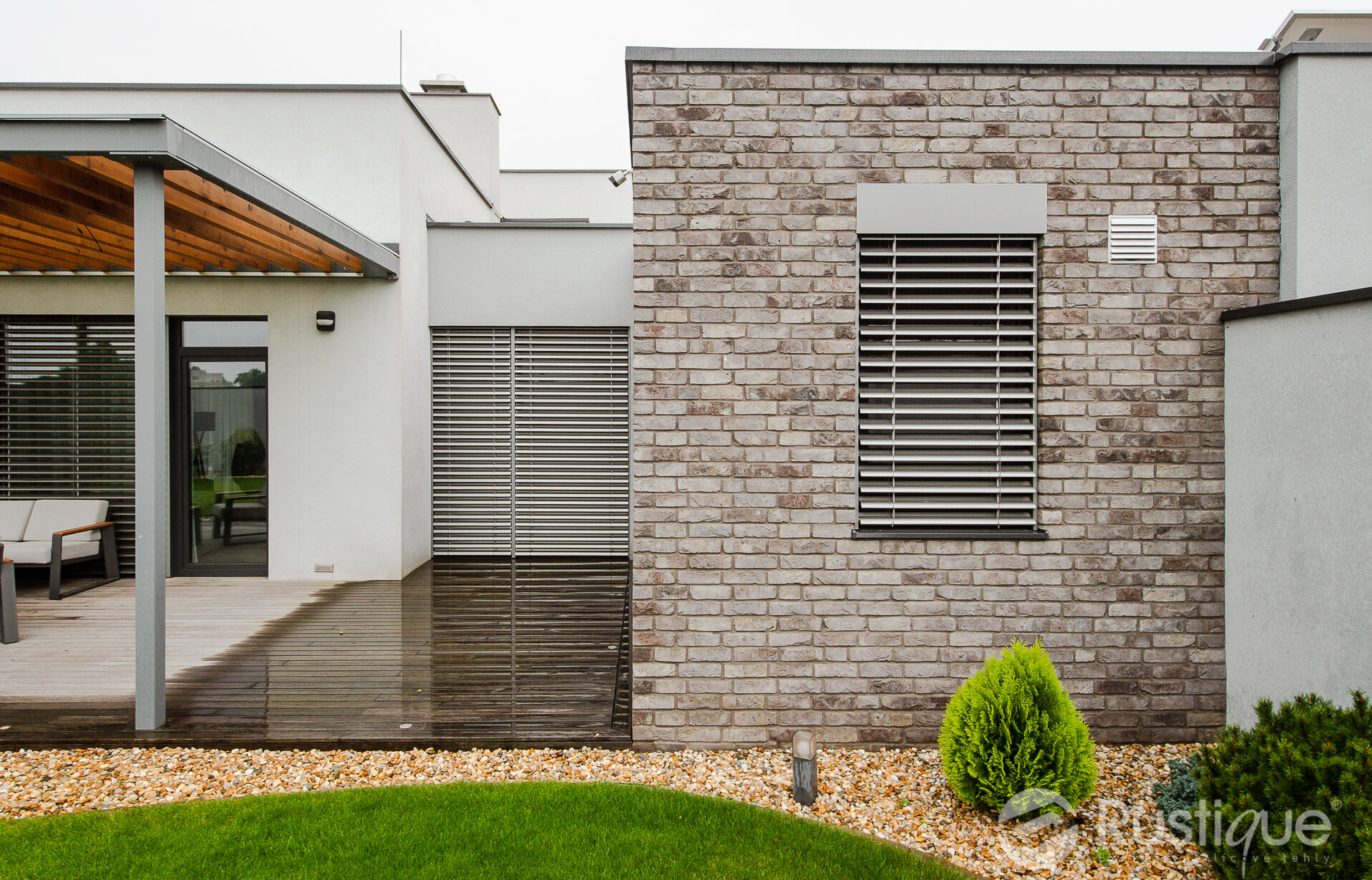 Tehlový obklad Nevado Light na fasáde rodinného domu