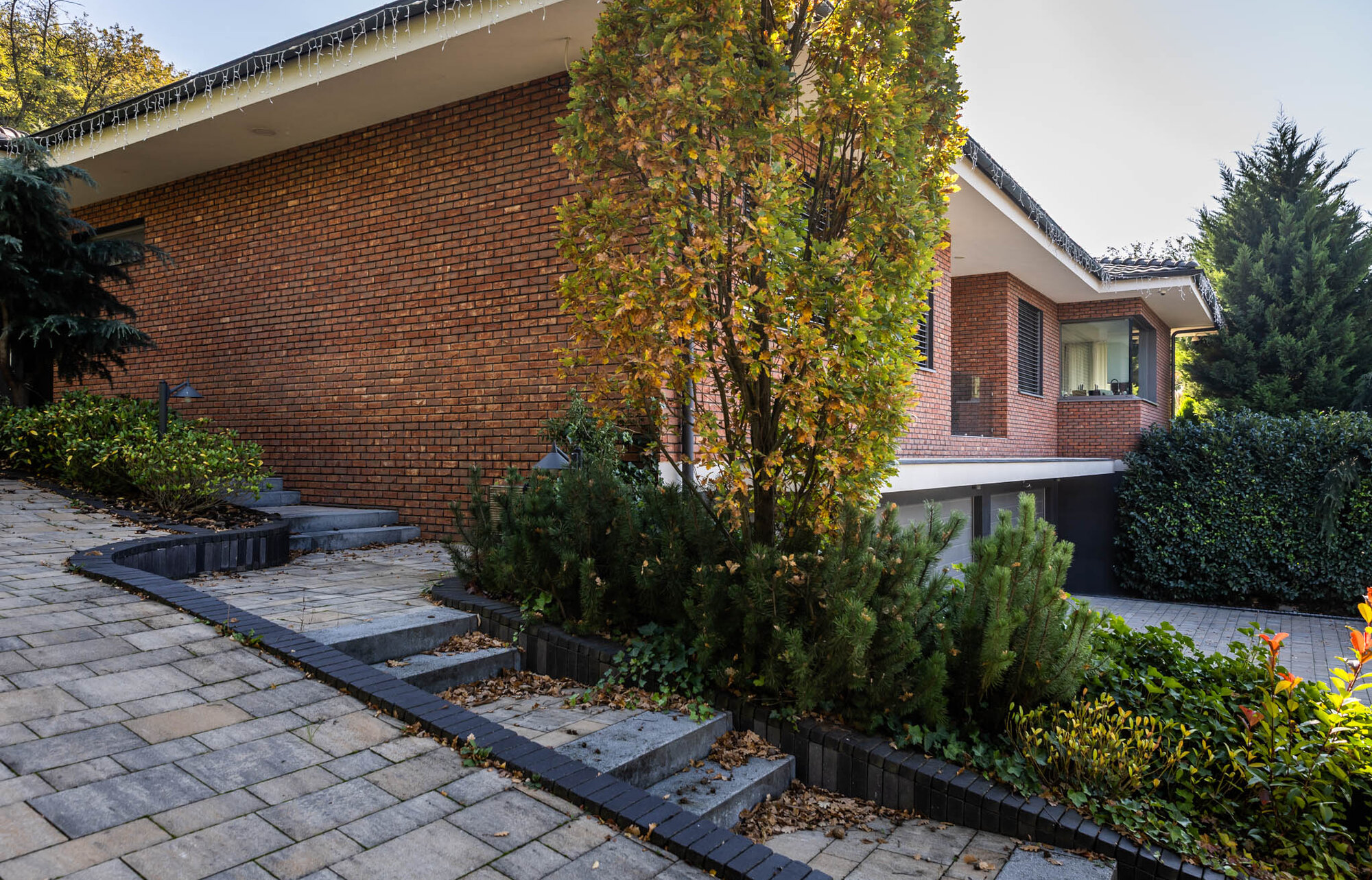 Tehlový obklad Oranje donker na fasáde rodinného domu od Rustique.sk