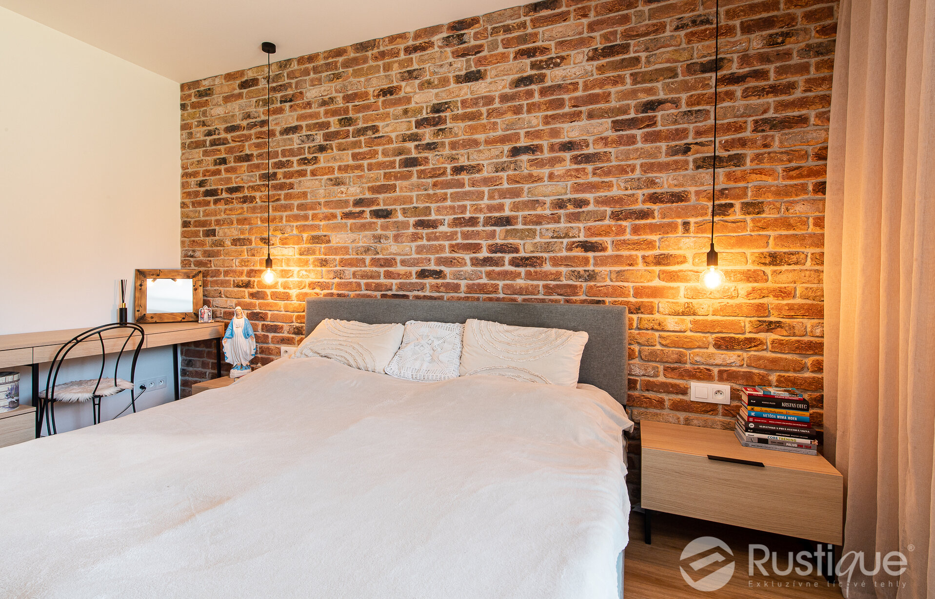 Tehlový obklad Red kasteel antiek v interiéri