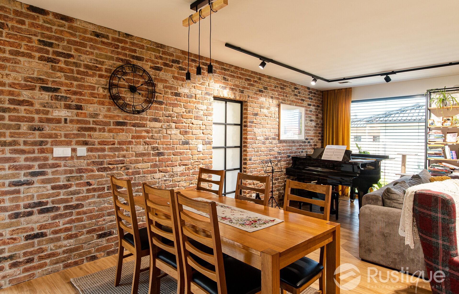 Tehlový obklad Red kasteel antiek v interiéri