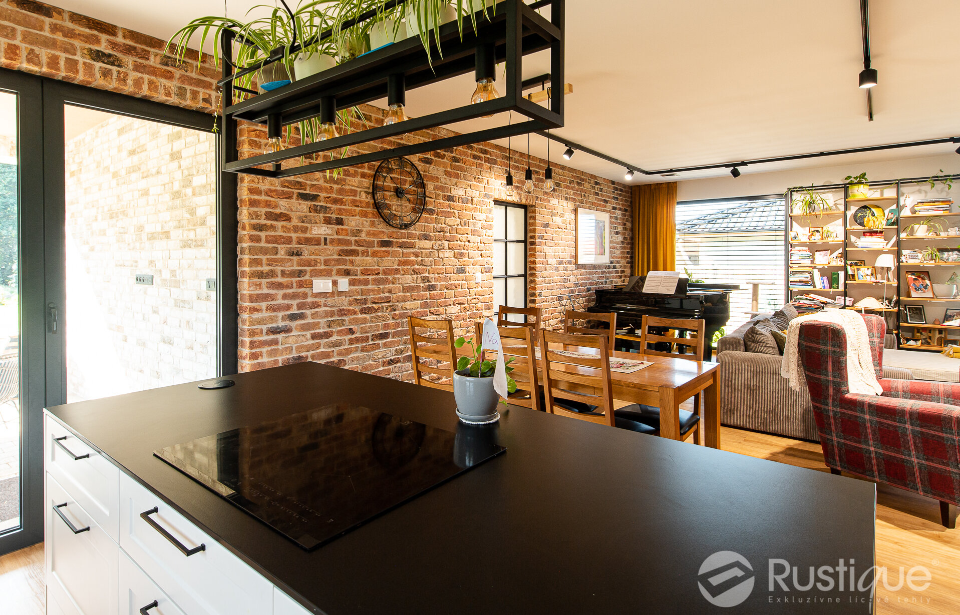 Tehlový obklad Red kasteel antiek v interiéri