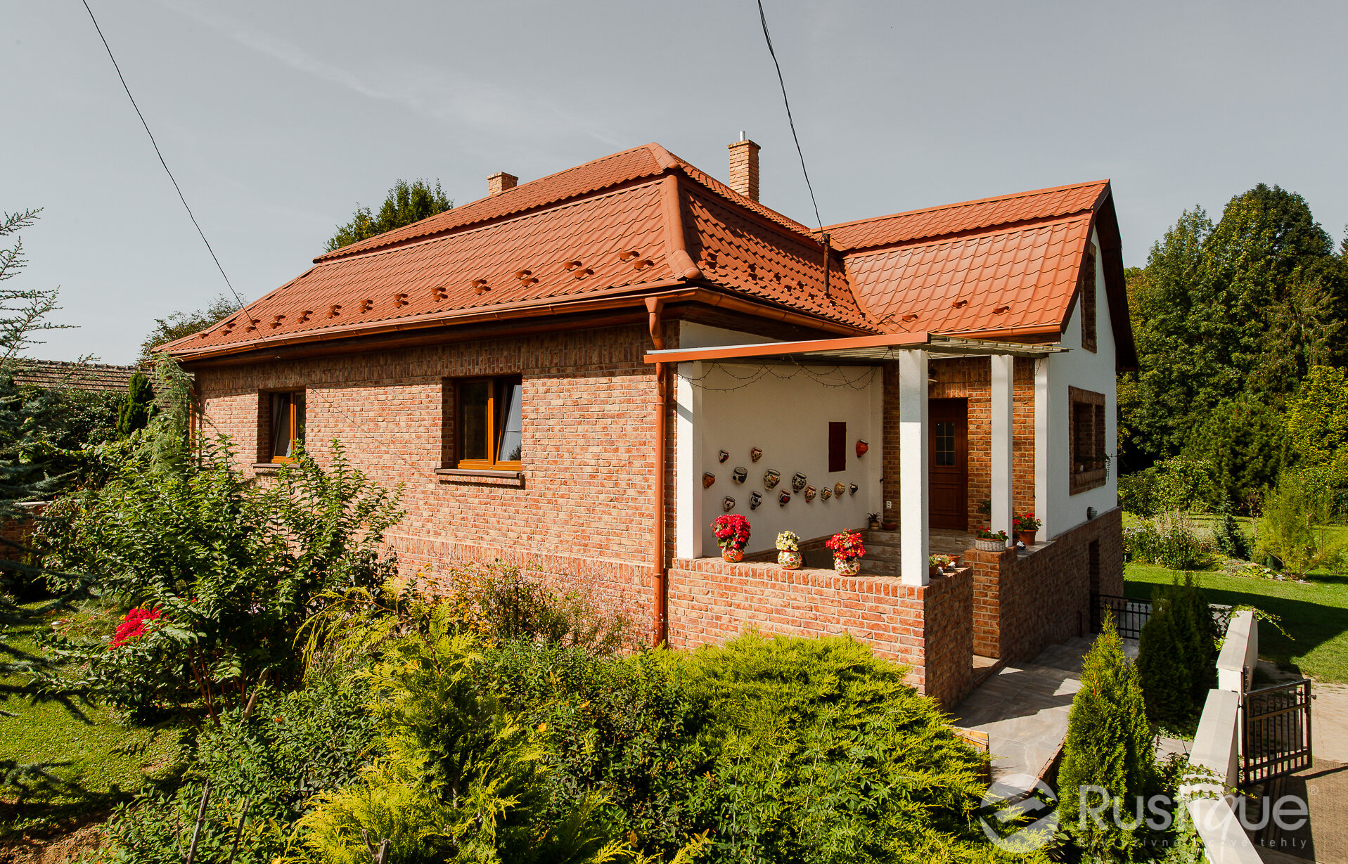 Terra cotta tehlový obklad na fasáde rodinného domu