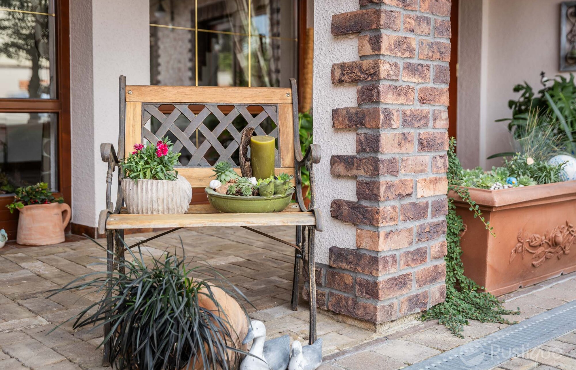 Tehlový obklad Violet na fasáde rodinného domu