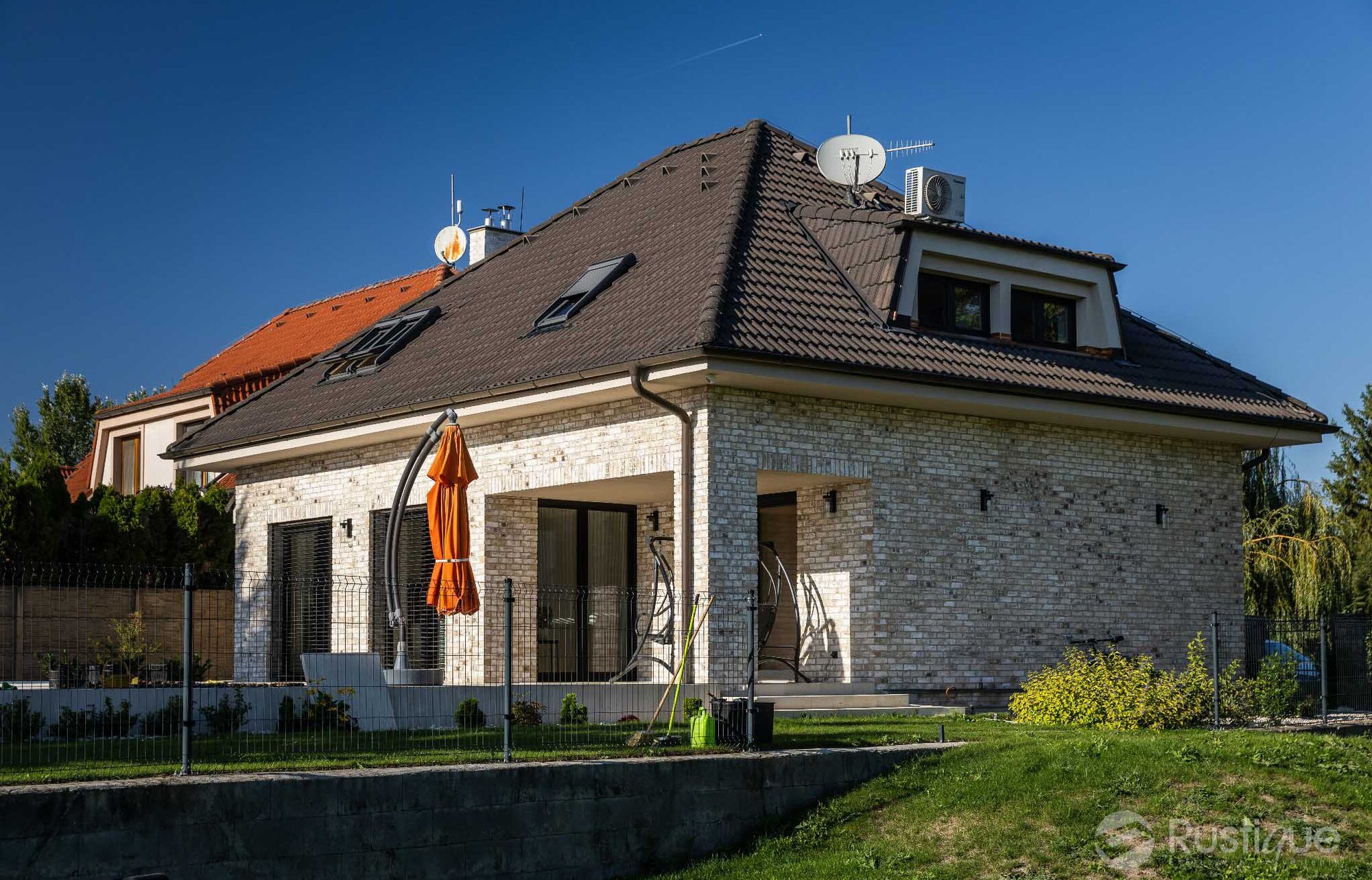 Tehlový obklad Vuurwit na fasáde rodinného domu