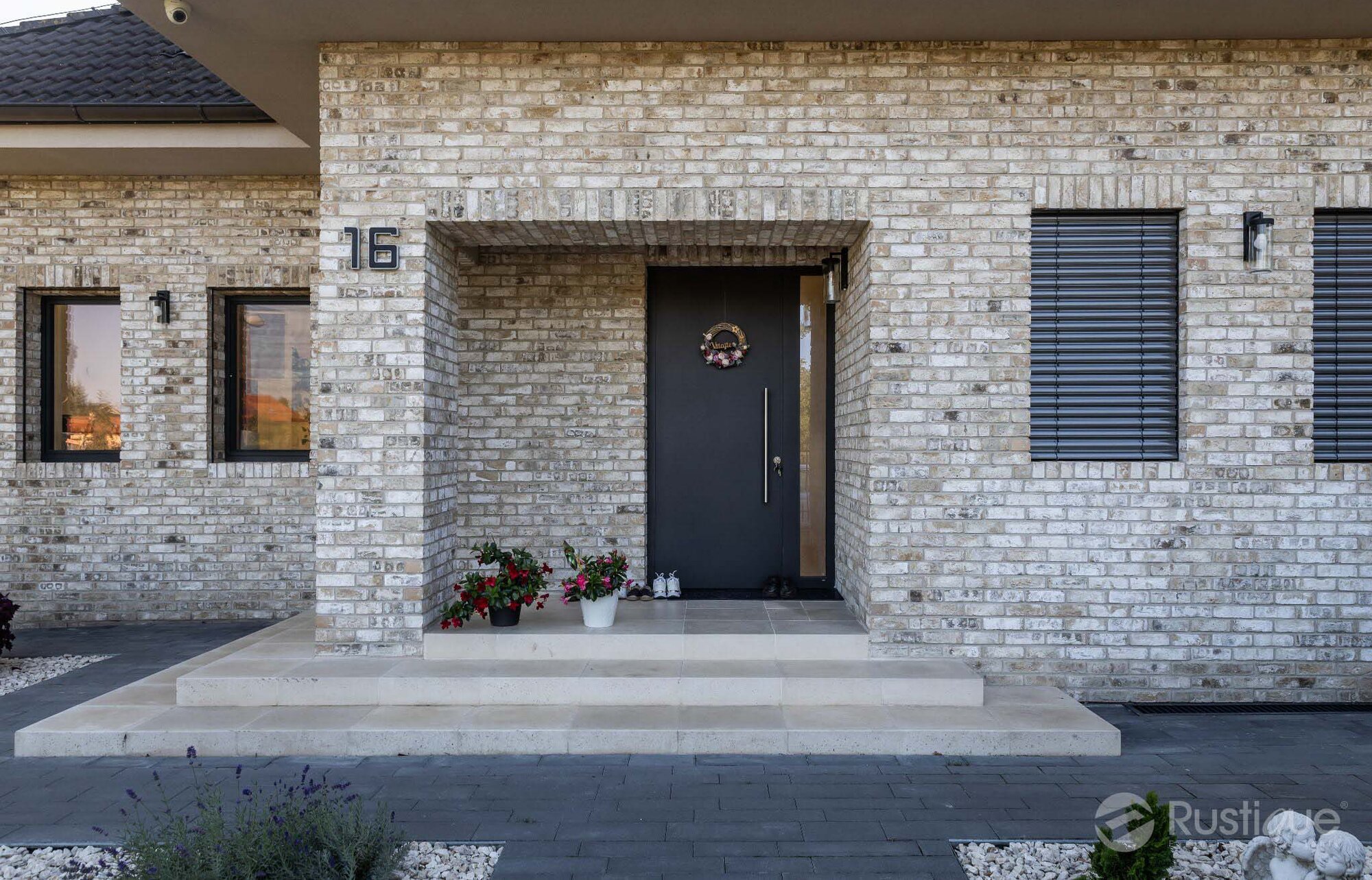 Tehlový obklad Vuurwit na fasáde rodinného domu