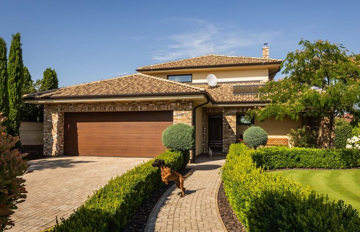 Tehlový obklad Zandlicht na fasáde rodinného domu od Rustique.sk