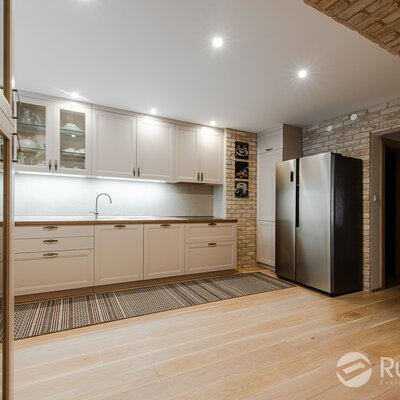 Tehlový obklad Antica beige v kuchyni