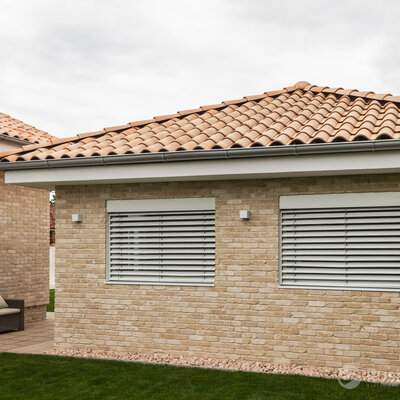 Tehlový obklad Antica Beige ne fasáde rodinného domu od Rustique.sk