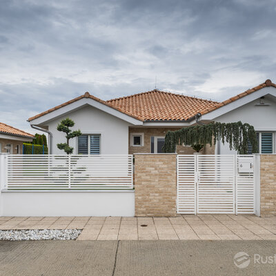 Tehlový obklad Antica Beige ne fasáde rodinného domu od Rustique.sk