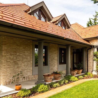 Tehlový obklad Antica Beige na fasáde rodinného domu