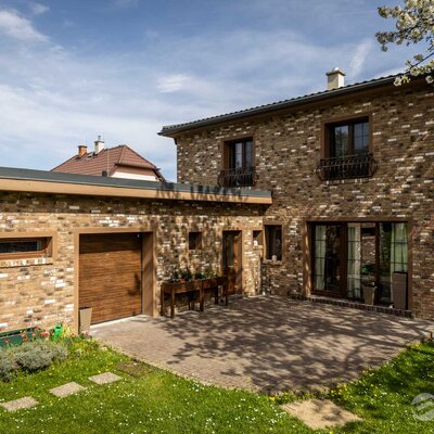 Tehlový obklad Antiekbruin na fasáde rodinného domu