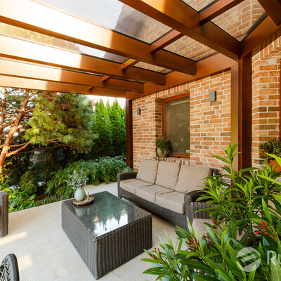 Tehlový obklad Bronseo v zimnej záhrade