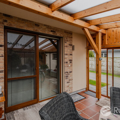 Tehlový obklad Bruin Oranje na fasáde domu od Rustique.sk 