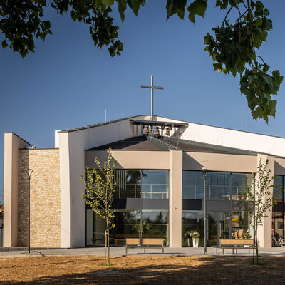 Tehlový obklad Cameleon na fasáde kostola