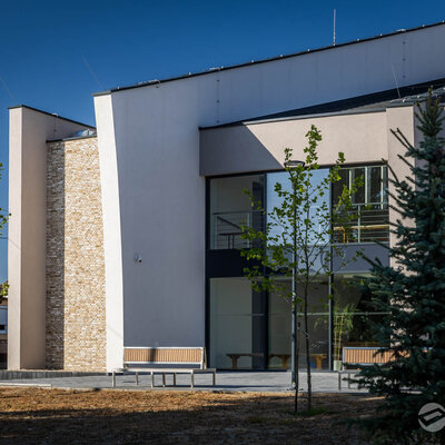 Tehlový obklad Cameleon na fasáde kostola