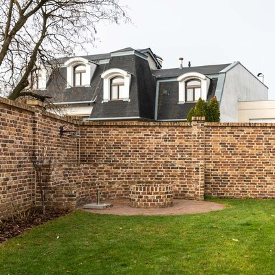 Tehlový obklad Castello na plote rodinného domu