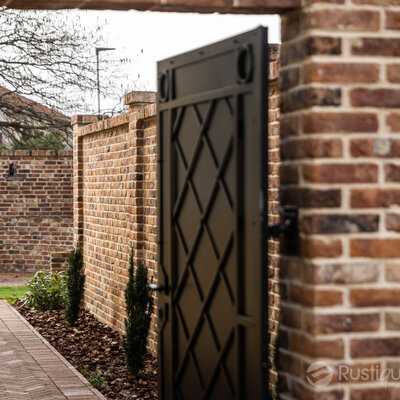 Tehlový obklad Castello na plote rodinného domu