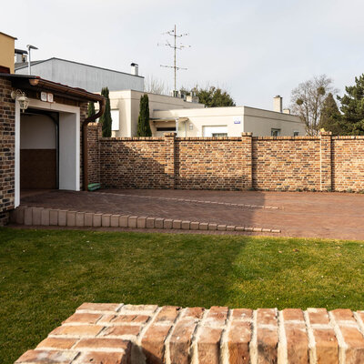 Tehlový obklad Castello na plote rodinného domu