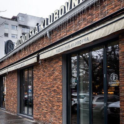 tehlový obklad Economy Mix v bare