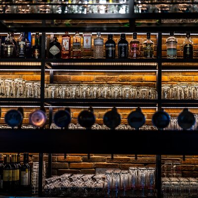 tehlový obklad Economy Mix v bare