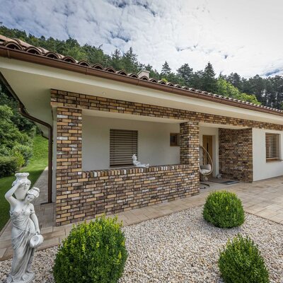 Tehlový obklad Emirat na fasáde rodinného domu