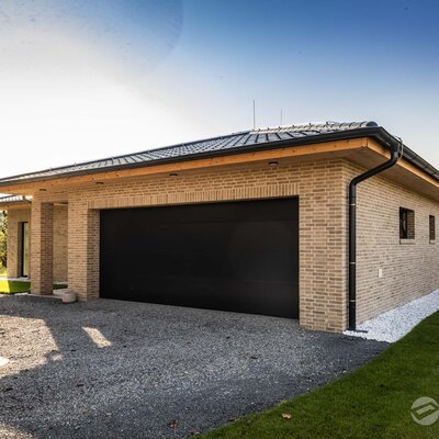 Tehlový obklad Grisea Smook na fasáde rodinného domu