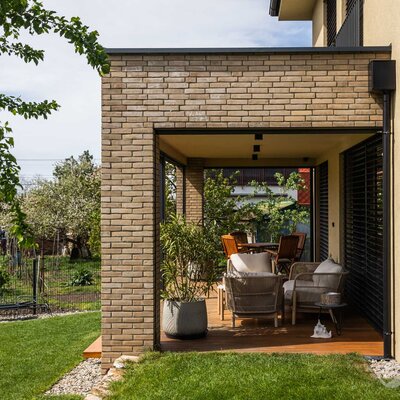 Tehlový obklad Grisea Smook na fasáde rodinného domu