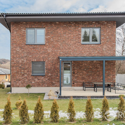 Tehlový obklad Hermitage Antiek Economy na fasáde rodinného domu od Rustique.sk