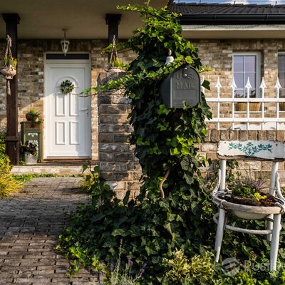 Tehlový obklad Hubertus na fasáde a na plote rodinného domu